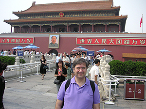 Antonio Fernández Anta durante su viaje a China